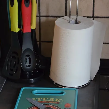 Anestis شقة سالونيك